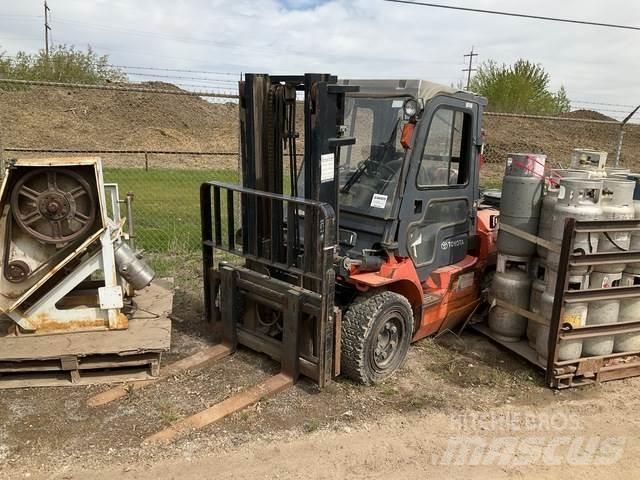 Toyota 7FGU35 Entreprenad - Övrigt