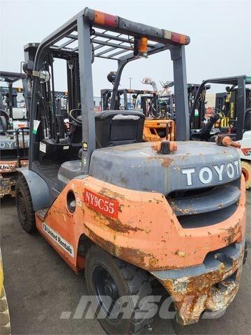 Toyota 8FD35U Övriga motviktstruckar