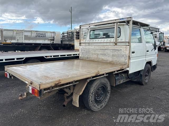 Toyota DYNA Flakbilar