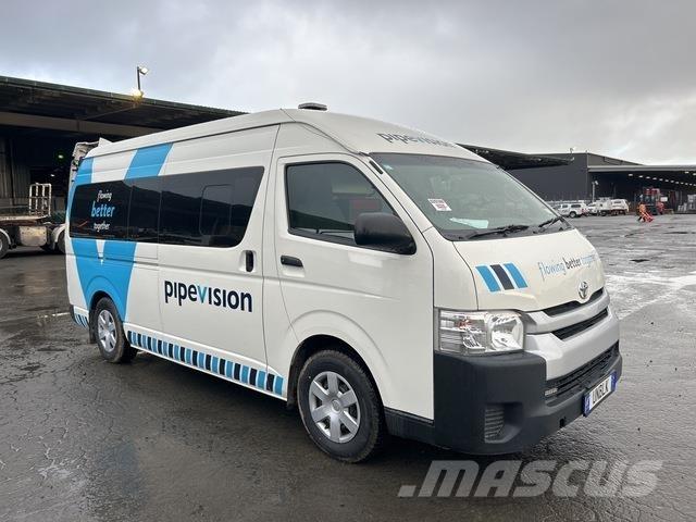 Toyota HiAce Lätta skåpbilar