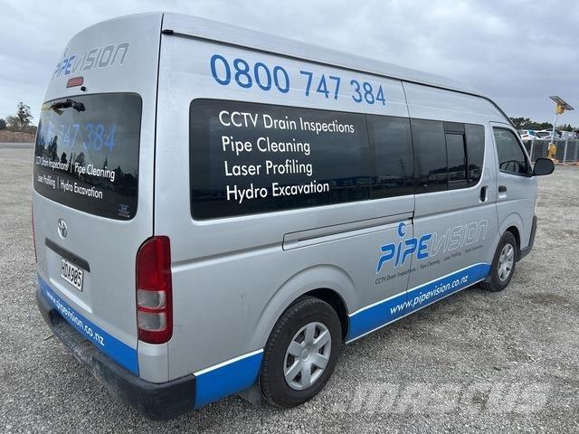 Toyota HiAce Lätta skåpbilar