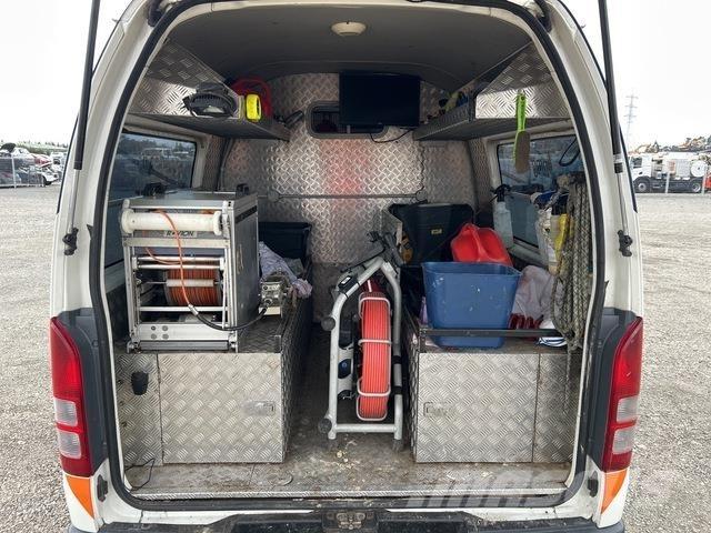 Toyota HiAce Lätta skåpbilar