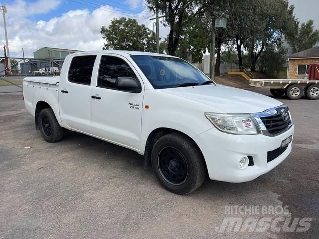Toyota Hilux Flakbilar/Pickuper