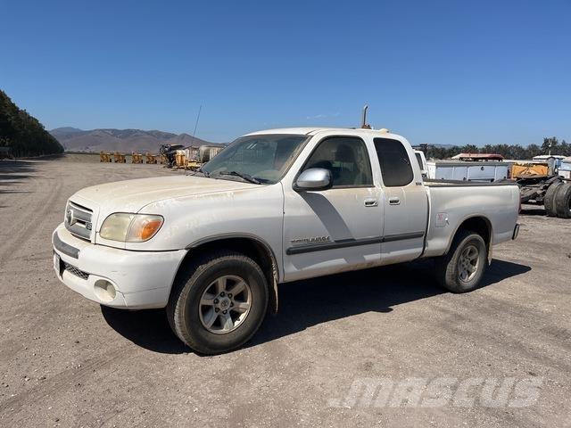 Toyota Tundra Flakbilar/Pickuper