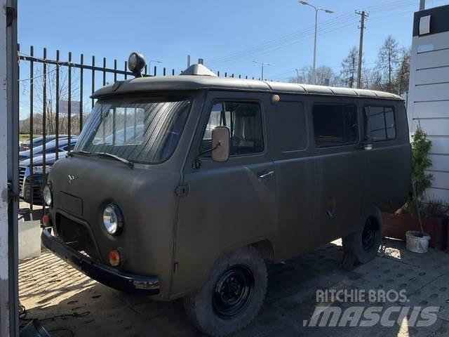  UAZ 452A3 Lätta skåpbilar