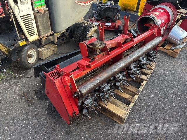 Ventrac EA600 Luftare och vertikalskärare