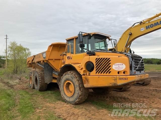 Volvo A25D Midjestyrd dumper