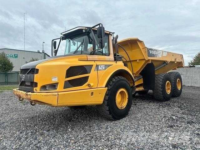 Volvo A25F Midjestyrd dumper