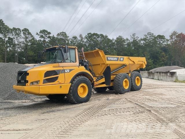 Volvo A25F Midjestyrd dumper