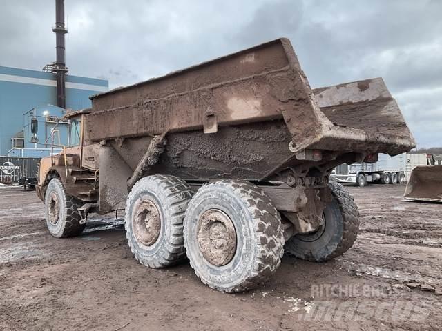 Volvo A30D Midjestyrd dumper