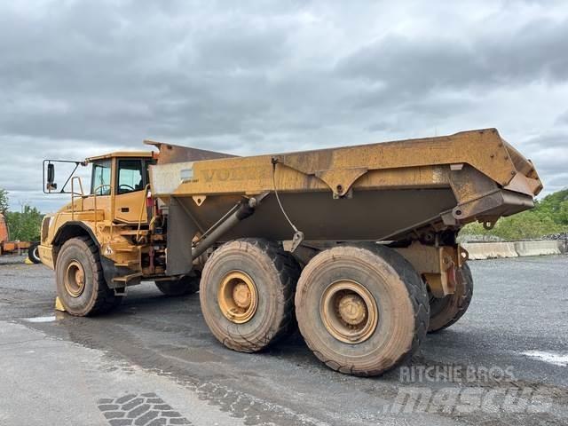 Volvo A35D Midjestyrd dumper