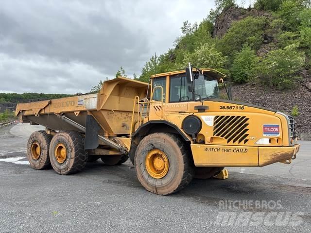 Volvo A35D Midjestyrd dumper