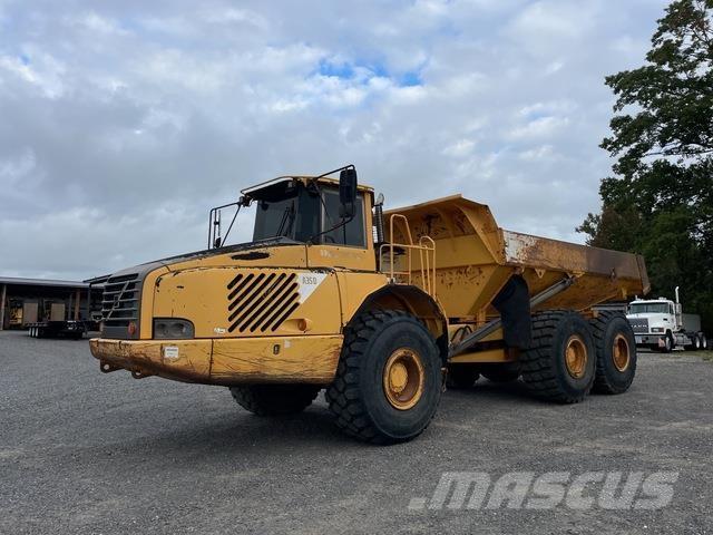 Volvo A35D Midjestyrd dumper