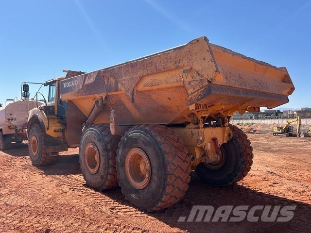 Volvo A35F Midjestyrd dumper