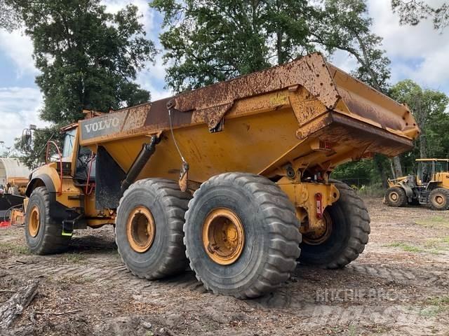 Volvo A40G Midjestyrd dumper