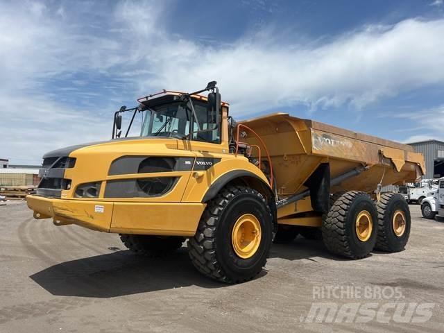 Volvo A40G Midjestyrd dumper