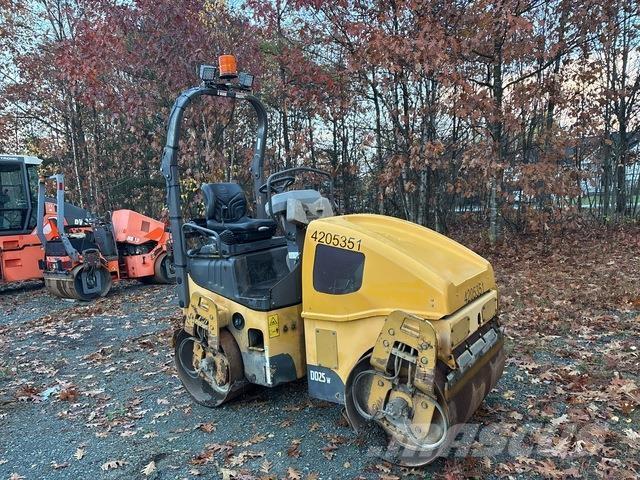 Volvo DD25 Tvåvalsvältar