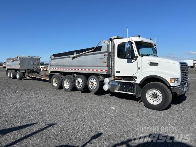 Volvo VHD Tippbilar