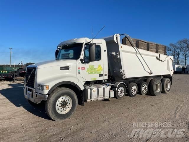 Volvo VHD Tippbilar