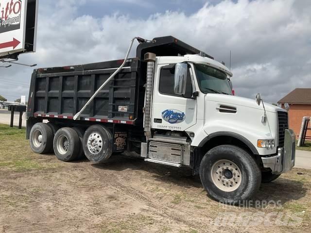 Volvo VHD Tippbilar