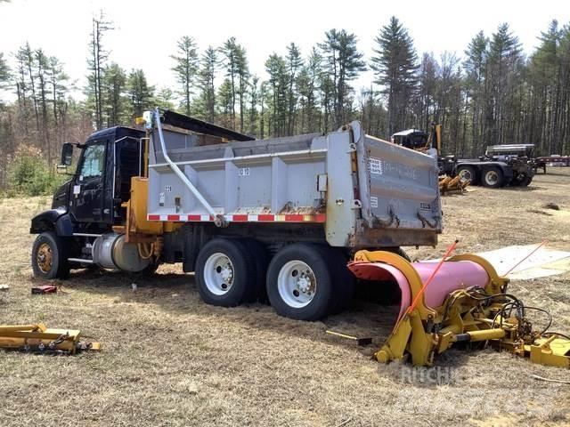 Volvo VHD Tippbilar