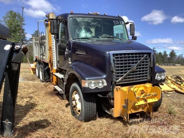 Volvo VHD Tippbilar