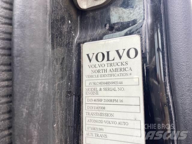 Volvo VHD64F Hytter och interiör