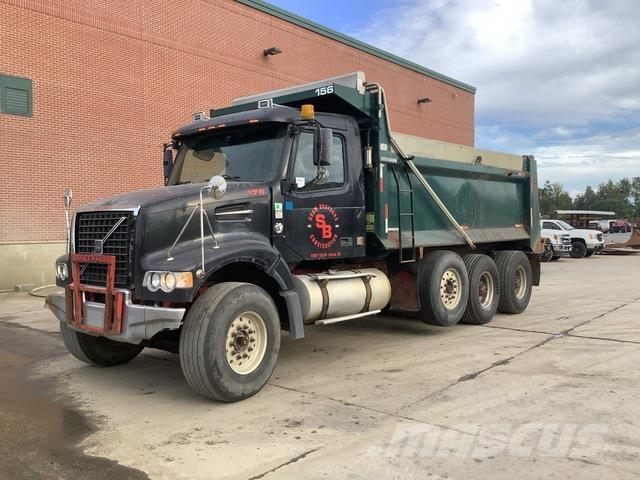 Volvo VHD84F Tippbilar