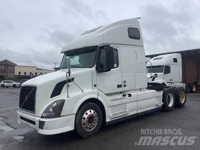 Volvo VNL Dragbilar
