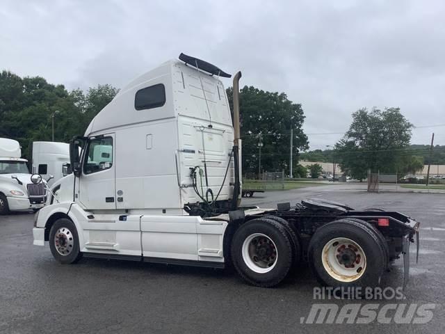 Volvo VNL Dragbilar