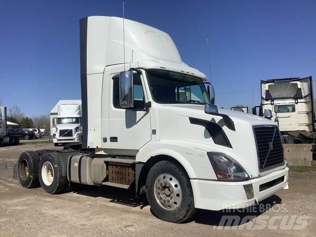 Volvo VNL Dragbilar