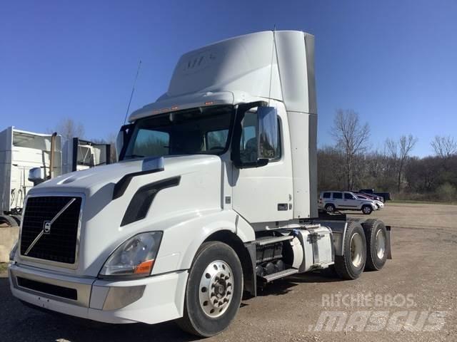 Volvo VNL Dragbilar