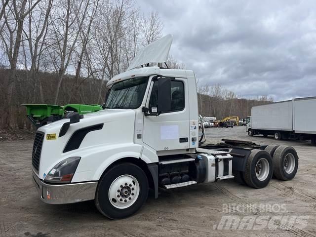 Volvo VNL Dragbilar