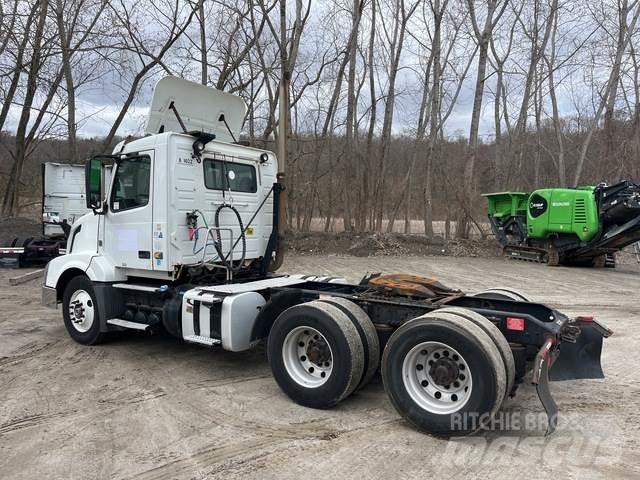 Volvo VNL Dragbilar