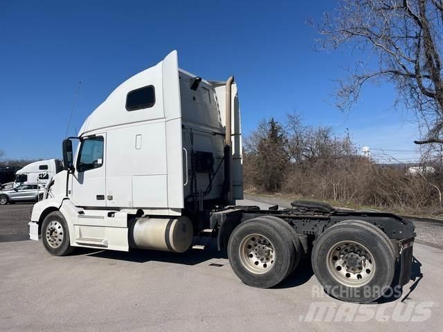 Volvo VNL Dragbilar