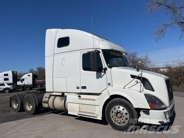 Volvo VNL Dragbilar