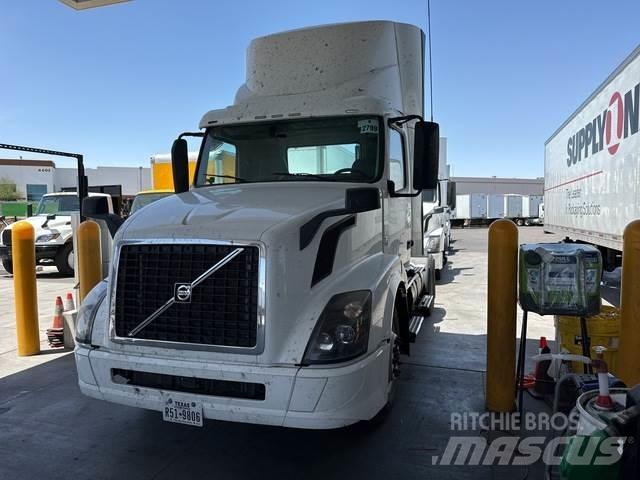 Volvo VNL Dragbilar