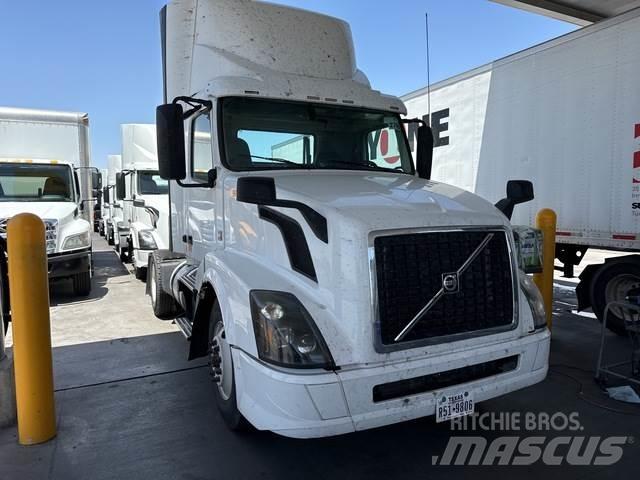 Volvo VNL Dragbilar