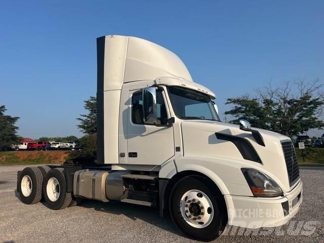 Volvo VNL Dragbilar