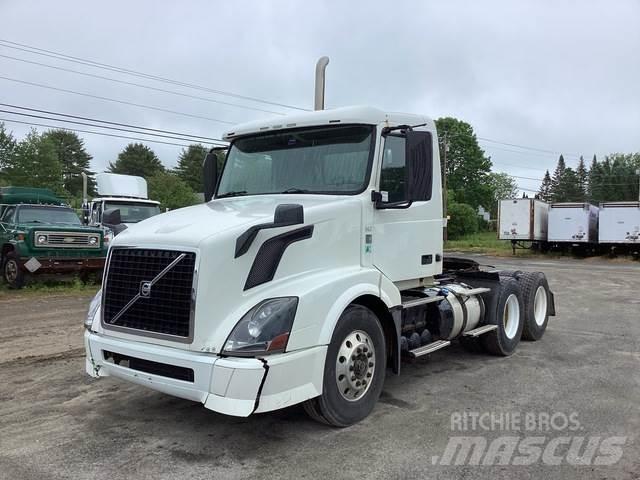 Volvo VNL Dragbilar