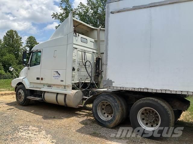 Volvo VNL Dragbilar