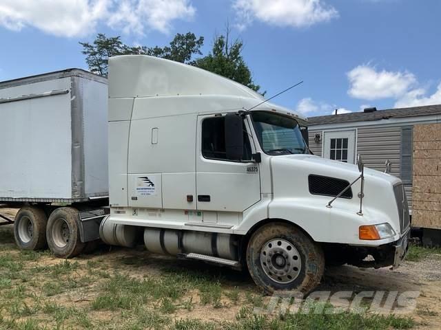 Volvo VNL Dragbilar