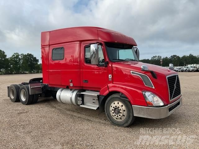 Volvo VNL Dragbilar