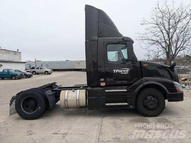 Volvo VNL Dragbilar