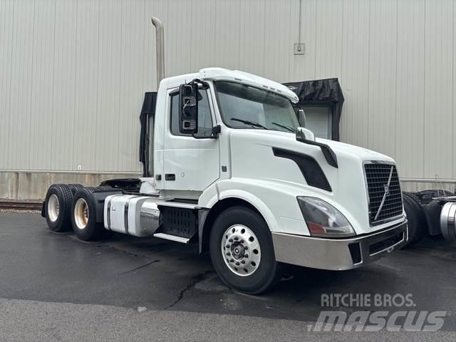 Volvo VNL Dragbilar