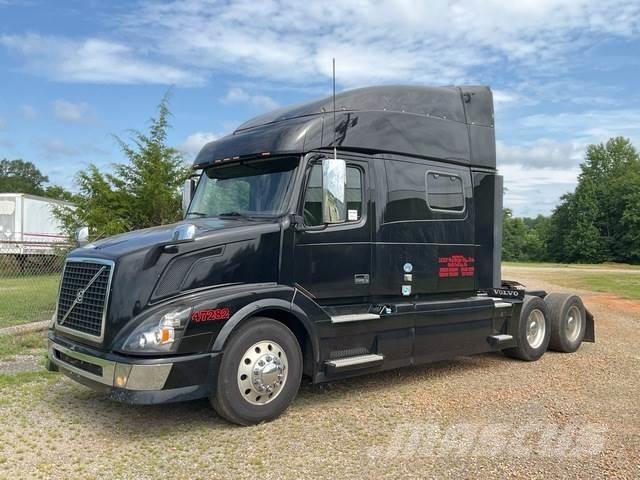 Volvo VNL Dragbilar