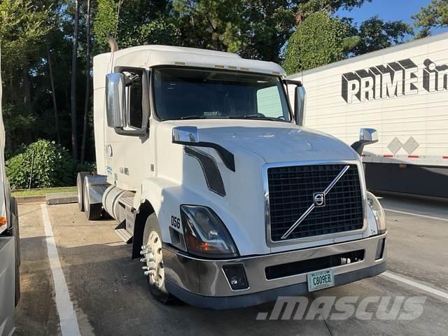 Volvo VNL Dragbilar