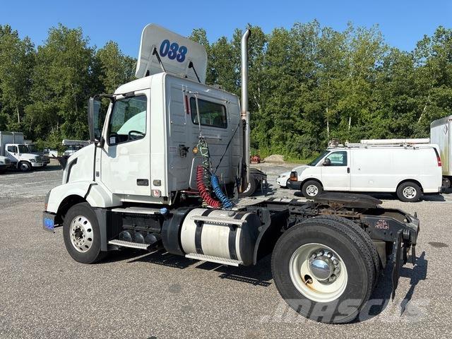 Volvo VNL Dragbilar