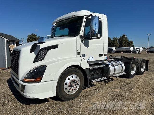 Volvo VNL Dragbilar