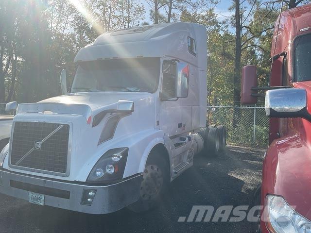 Volvo VNL Dragbilar
